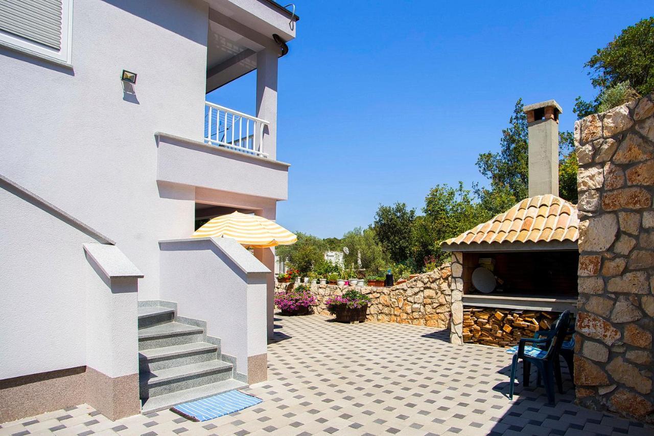 Apartament Vesela Janjina