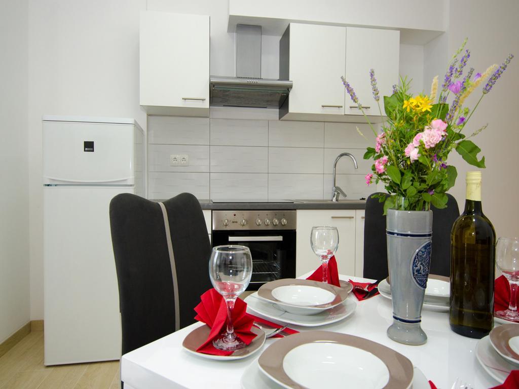 Apartment Vesela *